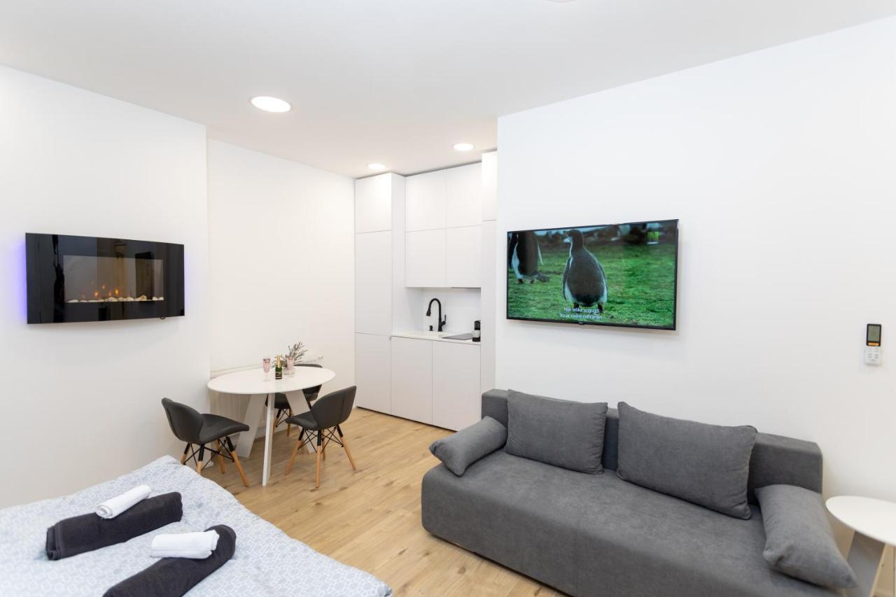 City Center Main Square Apartments Zagreb Exterior foto
